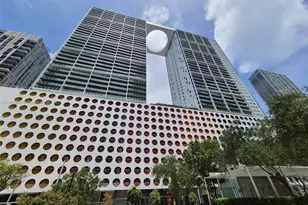 55 SE 6th St, Miami, FL 33131 - Photo 1