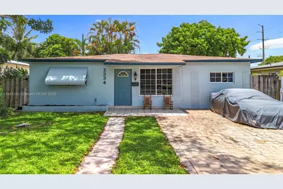 2334 Pierce St, Hollywood, FL 33020 - Photo 1
