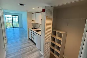 5739 SW 72nd St, South Miami, FL 33143 - Photo 1