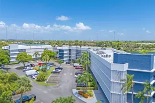 871 NE 195th St, Miami, FL 33179 - Photo 1