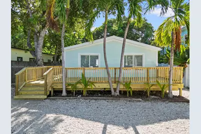 227 Cuba Rd, Tavernier, FL 33070 - Photo 1