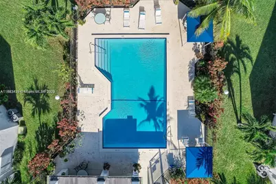 9407 Fontainebleau Blvd #106, Miami, FL 33172 - Photo 1