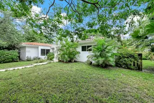 10619 NE 10th Pl, Miami Shores, FL 33138 - Photo 1