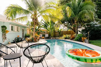 9300 SW 183rd Ter, Palmetto Bay, FL 33157 - Photo 1