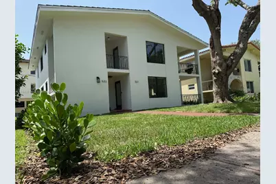 533 Menendez Ave #533, Coral Gables, FL 33146 - Photo 1