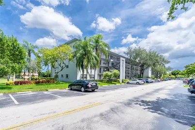 101 SW 132nd Way #105J, Pembroke Pines, FL 33027 - Photo 1