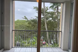 9805 NW 52nd St, Doral, FL 33178 - Photo 1