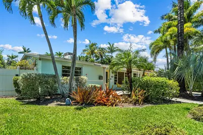 922 N 13th Ter, Hollywood, FL 33019 - Photo 1