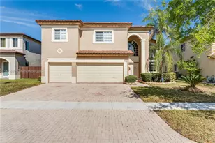 2126 NE 38th Rd, Homestead, FL 33033 - Photo 1