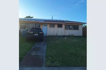 115 NW 193rd St #2, Miami Gardens, FL 33169 - Photo 1