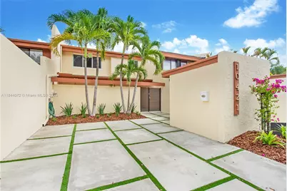 10421 SW 76th St, Miami, FL 33173 - Photo 1