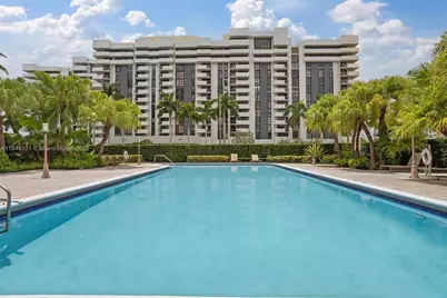 625 Biltmore Way #902, Coral Gables, FL 33134 - Photo 1