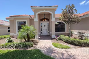 406 Cinnamom Dr, Kissimmee, FL 34759 - Photo 1