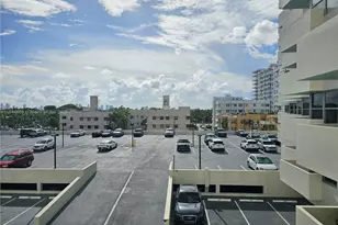 2899 Collins Ave, Miami Beach, FL 33140 - Photo 1