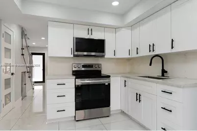 5431 W 22nd Ct #107, Hialeah, FL 33016 - Photo 1
