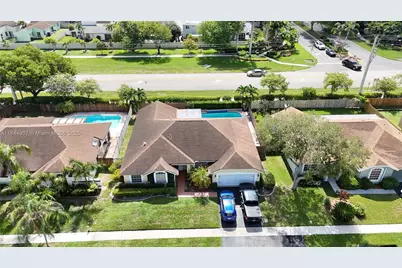 938 SW 149th Ter, Sunrise, FL 33326 - Photo 1