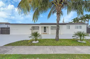 453 W 40th Pl, Hialeah, FL 33012 - Photo 1