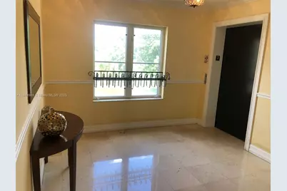 322 Madeira Ave #302, Coral Gables, FL 33134 - Photo 1