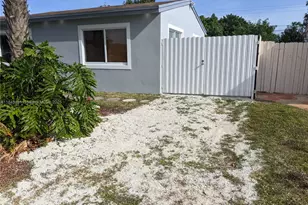 6991 Coolidge St, Hollywood, FL 33024 - Photo 1