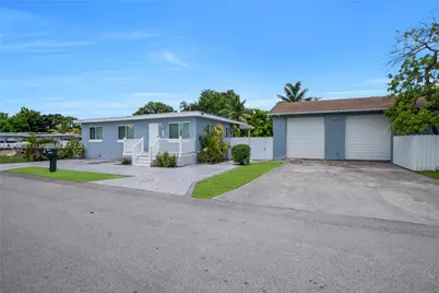 1710 SW 98th Ter, Miramar, FL 33025 - Photo 1