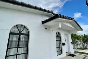 1099 E 1st Ave, Hialeah, FL 33010 - Photo 1