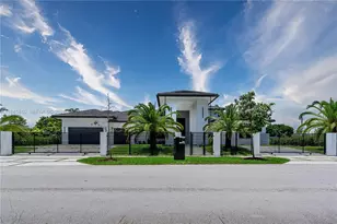 2610 SW 130th Ave, Miami, FL 33175 - Photo 1