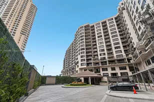 540 Brickell Key Dr, Miami, FL 33131 - Photo 1