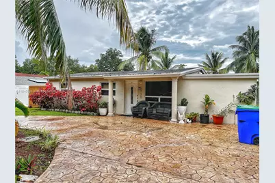 5730 Charleston St, Hollywood, FL 33021 - Photo 1