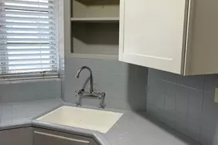 970 SW 7th St, Miami, FL 33130 - Photo 1