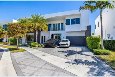 7535 NW 102nd Ct, Doral, FL 33178 - Photo 1