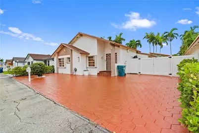 9737 SW 7th St, Miami, FL 33174 - Photo 1