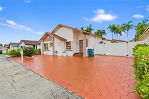 9737 SW 7th St, Miami, FL 33174 - Photo 1