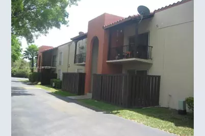 10826 N Kendall Dr #T5, Miami, FL 33176 - Photo 1