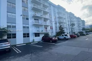 [Address not provided], North Miami Beach, FL 33160 - Photo 1