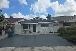 11465 NW 88th Ct, Hialeah Gardens, FL 33018 - Photo 1