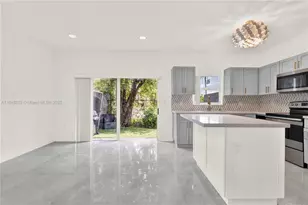 1637 SE 30th St, Homestead, FL 33035 - Photo 1