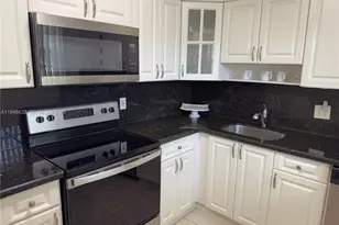 7765 SW 86th St, Miami, FL 33143 - Photo 1