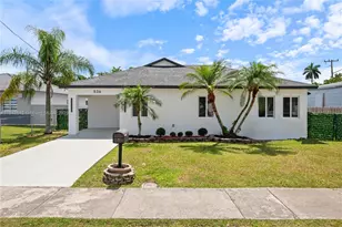 536 NW 7th St, Homestead, FL 33030 - Photo 1