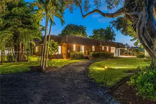 470 NE 113th St, Miami, FL 33161 - Photo 1