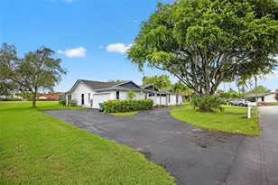 9460 SW 134th St, Miami, FL 33176 - Photo 1