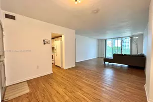 2851 NE 183rd St, Aventura, FL 33160 - Photo 1