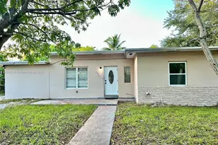1075 NW 124th St, North Miami, FL 33168 - Photo 1