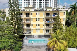 453 SW 2nd St, Miami, FL 33130 - Photo 1