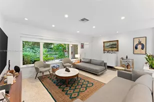 415 Garlenda Ave, Coral Gables, FL 33146 - Photo 1