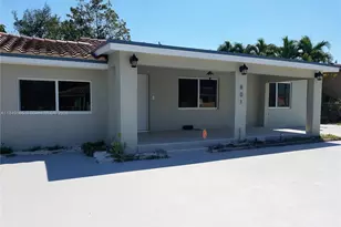 801 NW 30th Pl, Miami, FL 33125 - Photo 1