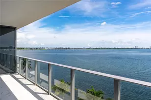 700 NE 24th St, Miami, FL 33137 - Photo 1