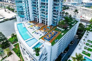 92 SW 3rd St, Miami, FL 33130 - Photo 1