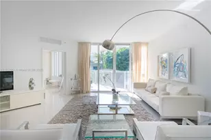 2155 Washington Ct, Miami Beach, FL 33139 - Photo 1