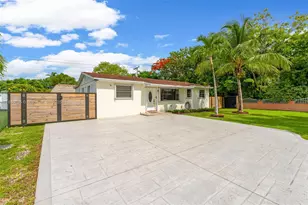 21100 Anchor Rd, Cutler Bay, FL 33189 - Photo 1