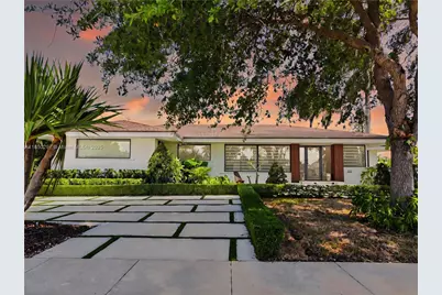 105 NE 18th St, Homestead, FL 33030 - Photo 1